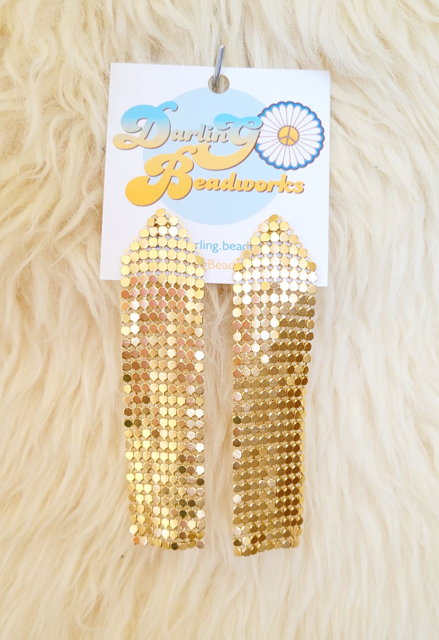Medium Shimmer Earrings in Gold